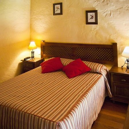 Hotel Galaroza Sierra Екстериор снимка