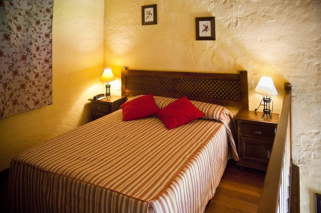 Hotel Galaroza Sierra Екстериор снимка