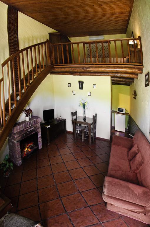 Hotel Galaroza Sierra Екстериор снимка
